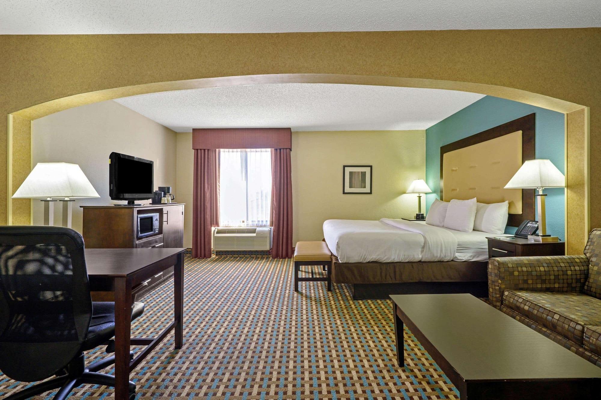 La Quinta Inn By Wyndham Columbia Se Fort Jackson Exteriér fotografie
