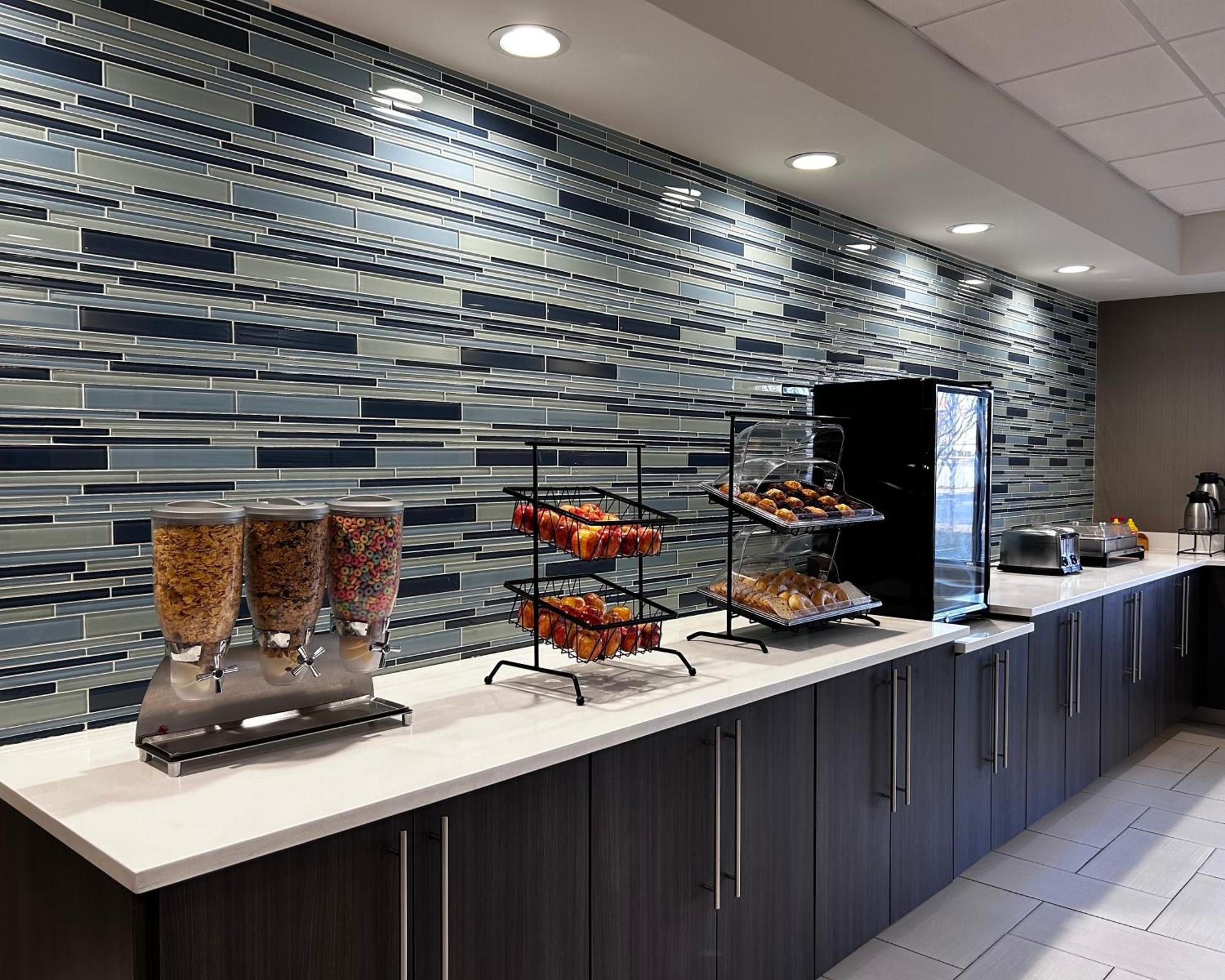 La Quinta Inn By Wyndham Columbia Se Fort Jackson Exteriér fotografie